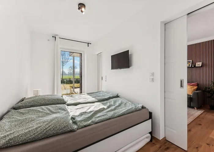 Apartment Bohnapartments Dümmer Suites, Lage 350 M Zum See, Balkon, Wlan, Parkplatz Lembruch